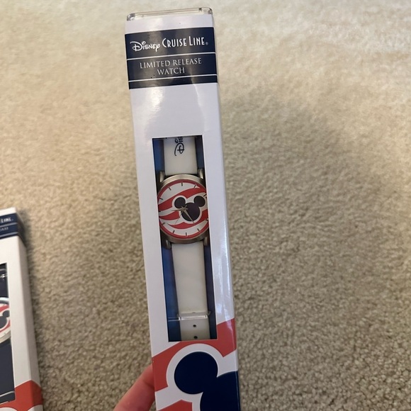 Disney Cruise Line Watches - Picture 3 of 14